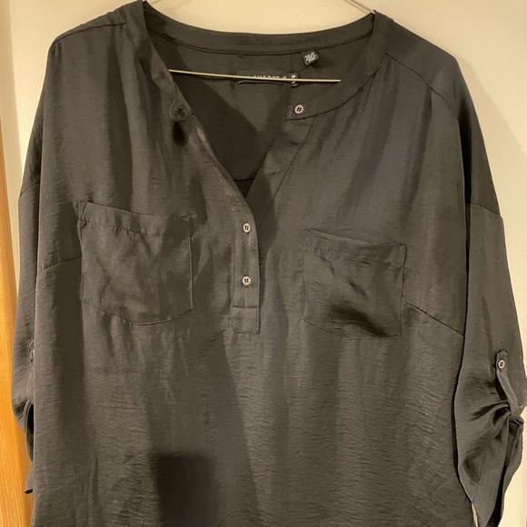 William Rast top - Picture 1 of 3